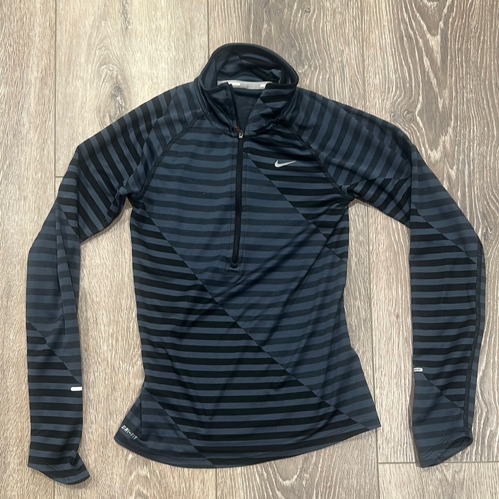 Nike Women's Black Striped 3/4 Zip